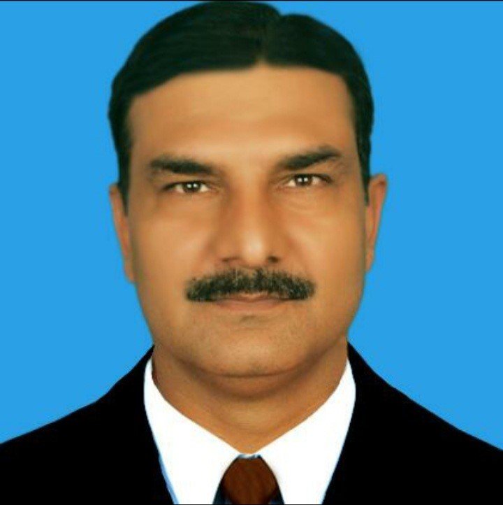 Dr Moazzam Shah